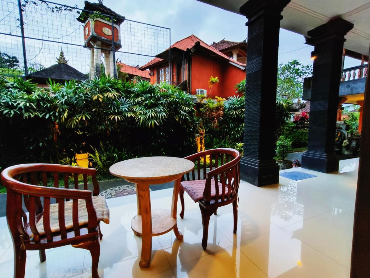 Warji House 1 Ubud Centre Exterior photo